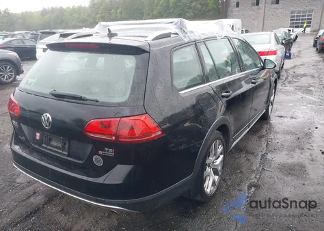 2017 Volkswagen Golf Alltrack Tsi S/Tsi Se/Tsi Sel z USA, uszkodzony, nr VIN 3VWH17AU1HM541414